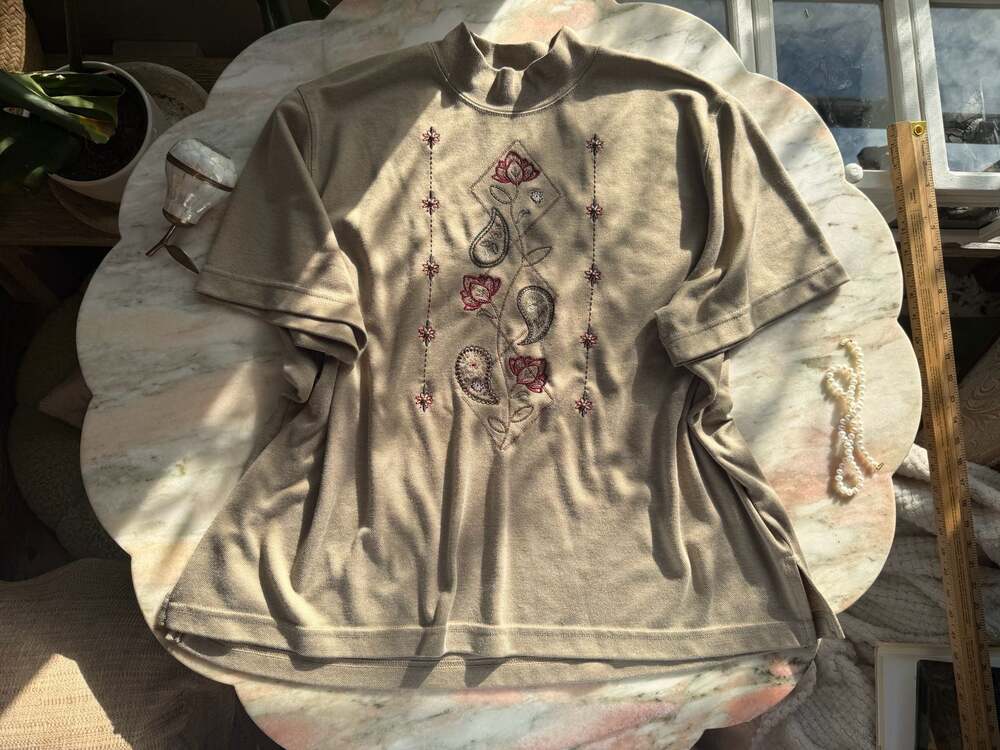 Vintage Bon Worth Floral Paisley Beaded Mock Neck Shirt